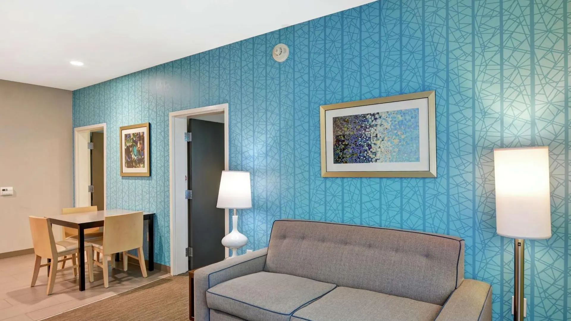 Home2 Suites Pensacola I-10 At North Davis Hwy